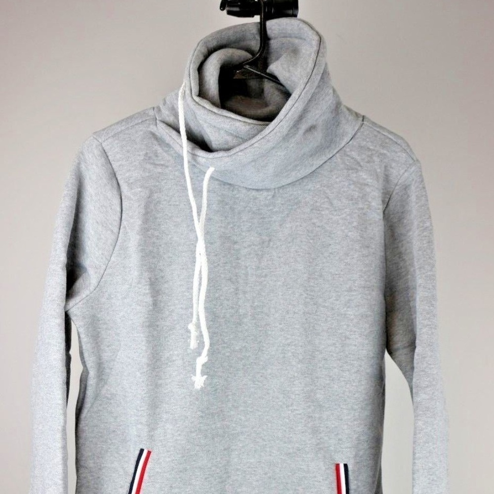 Xuan 2 Xuan 3 Fleece Pullover Hooded Sweatshirt